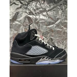 Jordan 5 Metallic 2025/12M w box/ Pre owned